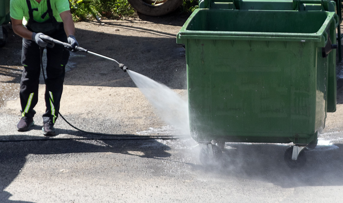 DIY vs. Professional: Why New Jersey homeowners are switching to trash can cleaning services