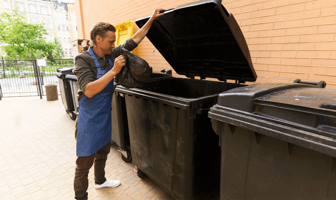 Why restaurants can’t afford to skip regular dumpster cleaning